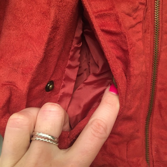 American Rag red faux suede bomber jacket - Picture 4 of 8